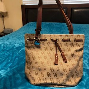 Dooney and Bourke bucket style purse. Never used!
